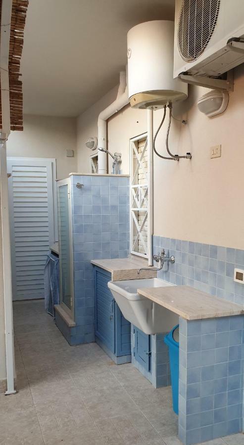 Casa Vacanze L'Isola Del Relax Isola delle Femmine Exteriör bild